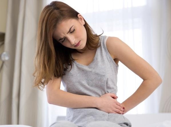 Giai phap ho tro dieu tri viem dai trang lau nam hinh anh