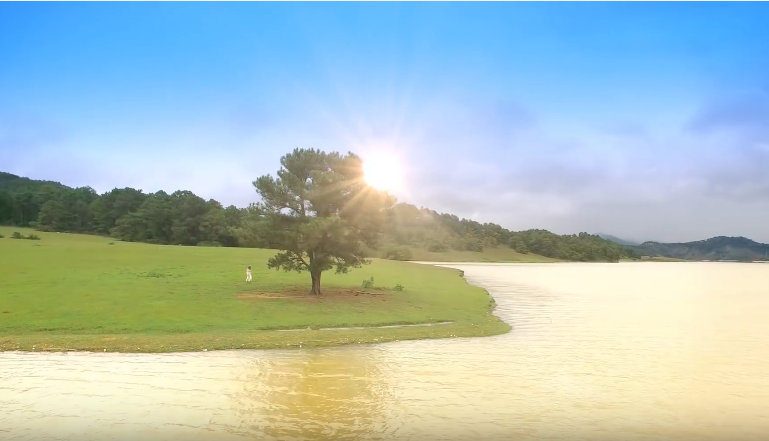 Ngam khung canh Da Lat dep tho mong, binh di hinh anh