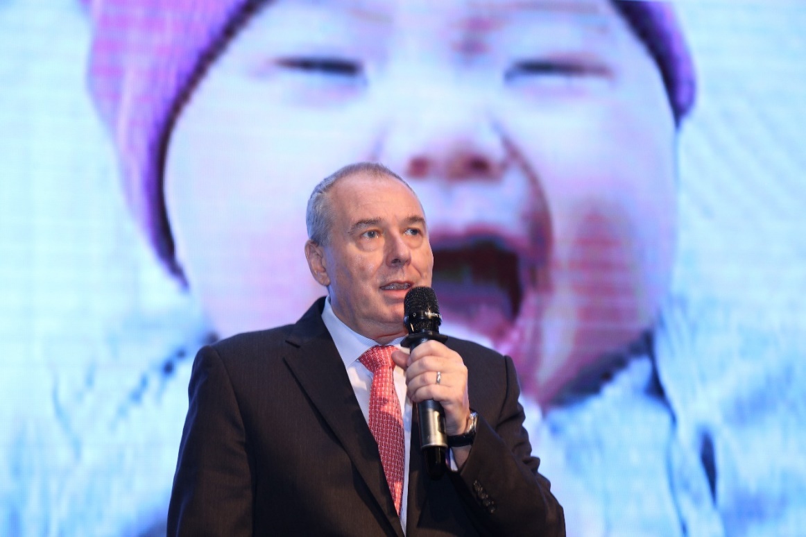 Vinamilk dong hanh voi Hoi nghi Khoa hoc Nhi khoa toan quoc hinh anh