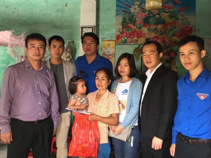 Tan Hiep Phat,  Tra Thao moc Dr Thanh,  Chu nhat cho anh 6