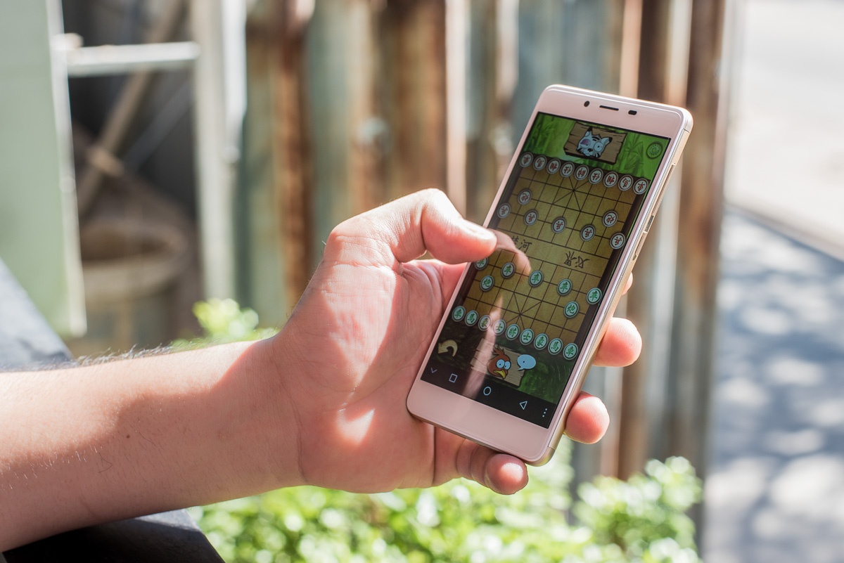 Mobiistar Prime X 2017 anh 4