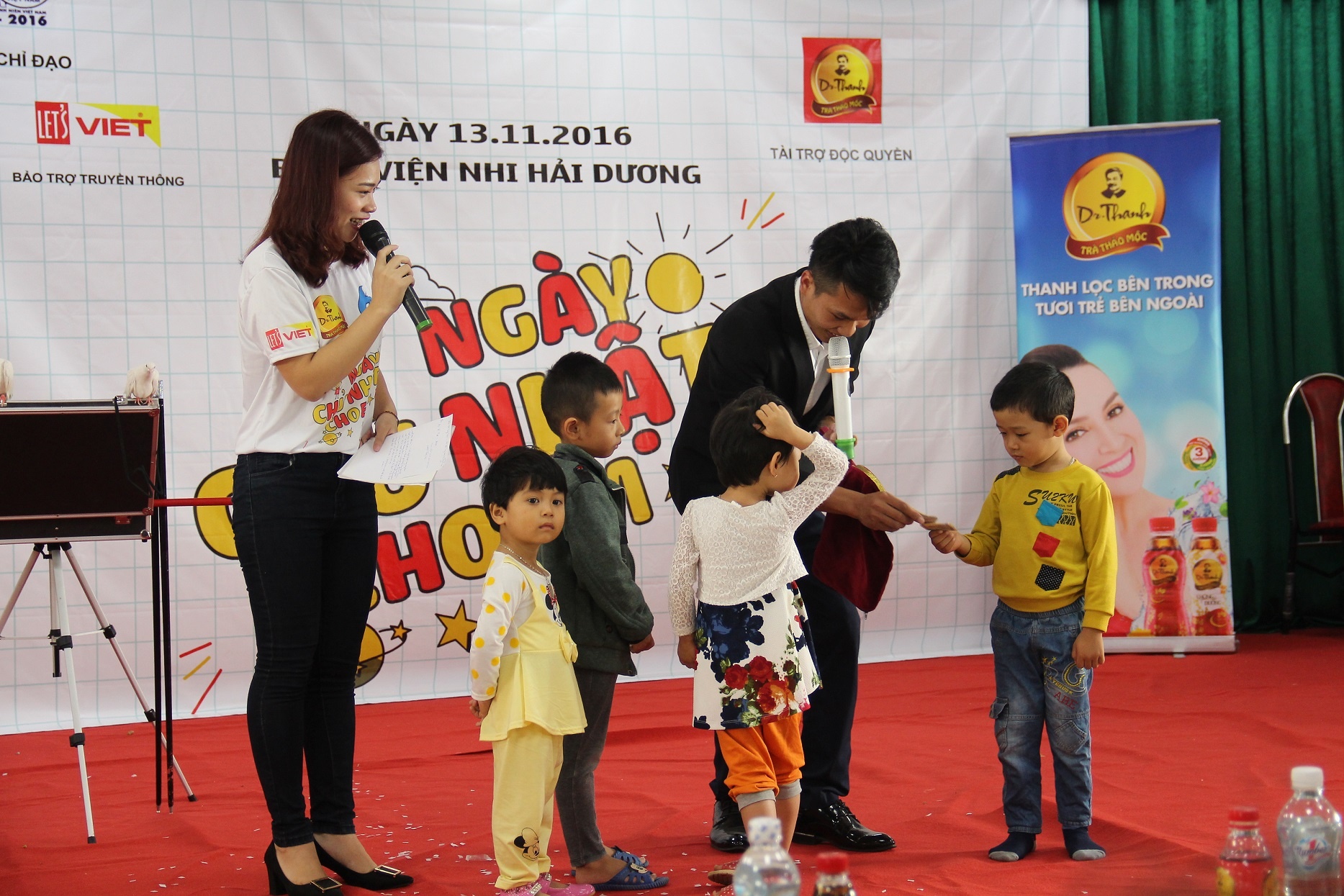 Tan Hiep Phat,  Tra Thao moc Dr Thanh,  Chu nhat cho anh 3