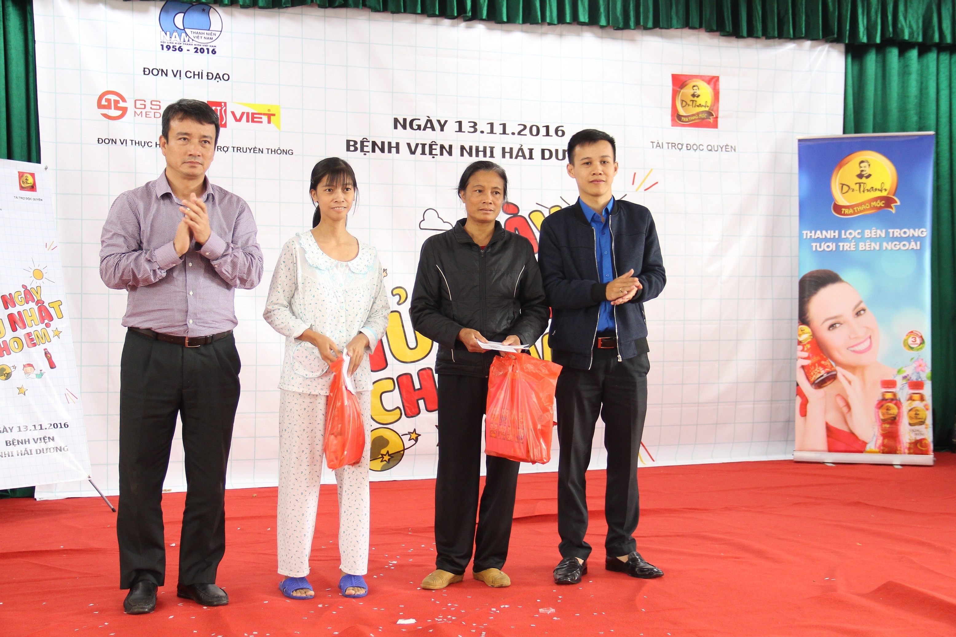 Tan Hiep Phat,  Tra Thao moc Dr Thanh,  Chu nhat cho anh 5