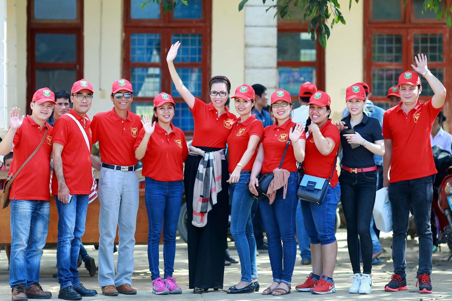 bao ve Long Hoang,  Hoa hau Quy ba Bui Thi Ha anh 11