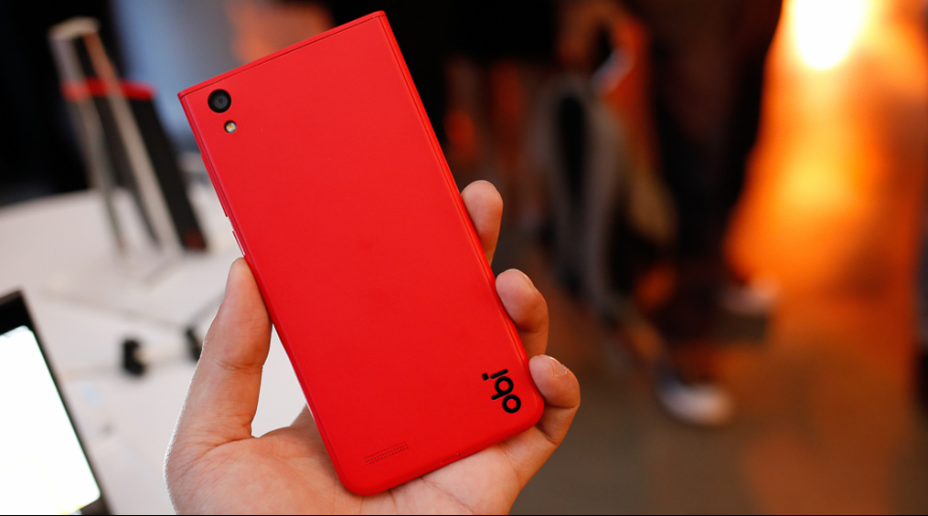 Obi dong loat giam gia manh tai Viet Nam sau mot nam ra mat hinh anh