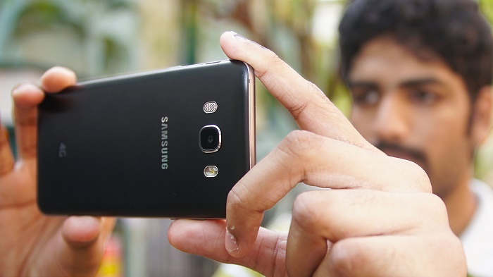 Samsung Galaxy J7 2016 anh 4