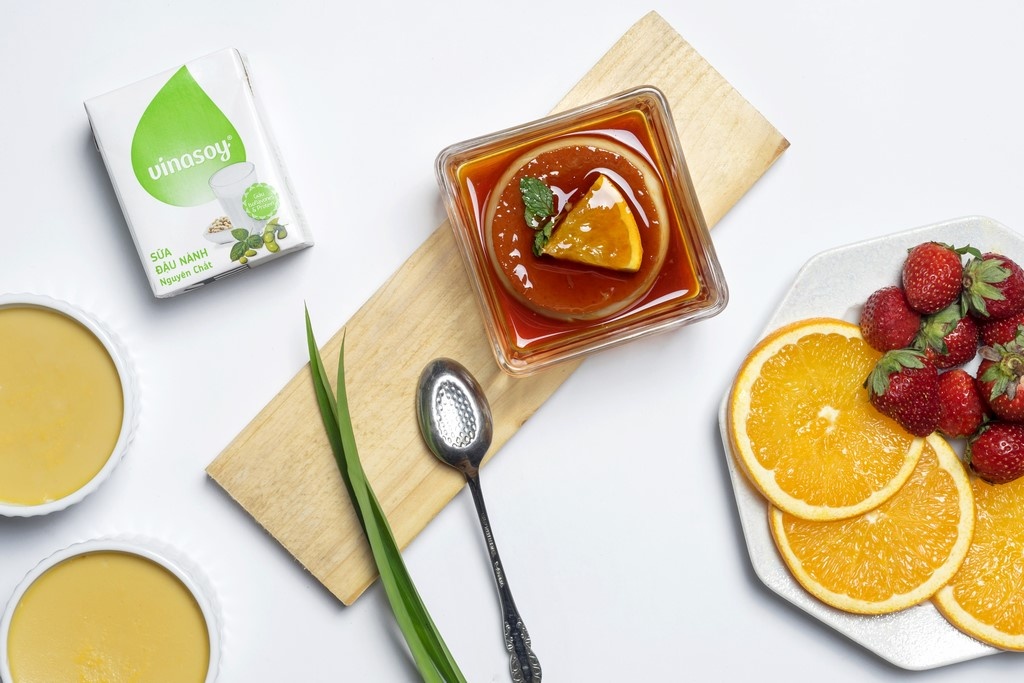 Banh flan sua dau nanh thanh mat, la mieng hinh anh