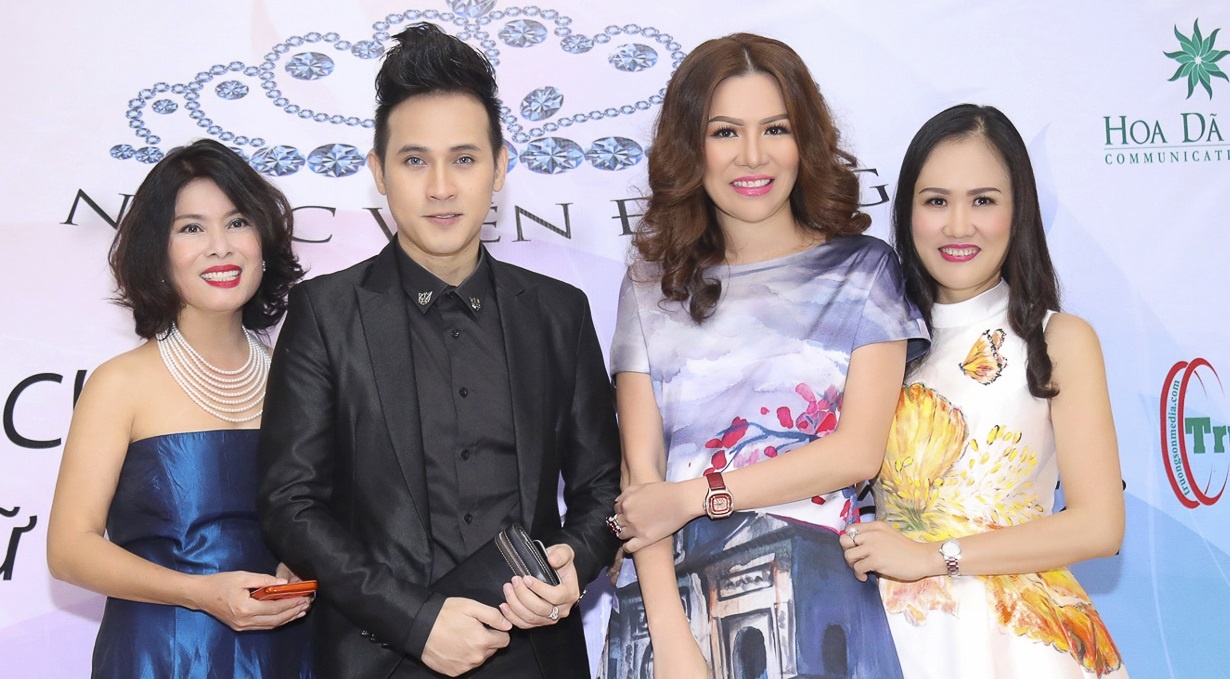 CLB Doanh nhan Sac - Tam - Tai ra mat quy tu thien hinh anh