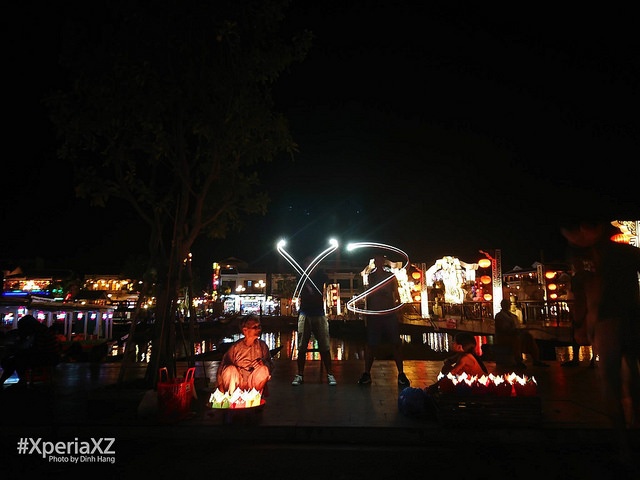 Hoi An qua ong kinh Xperia XZ anh 8