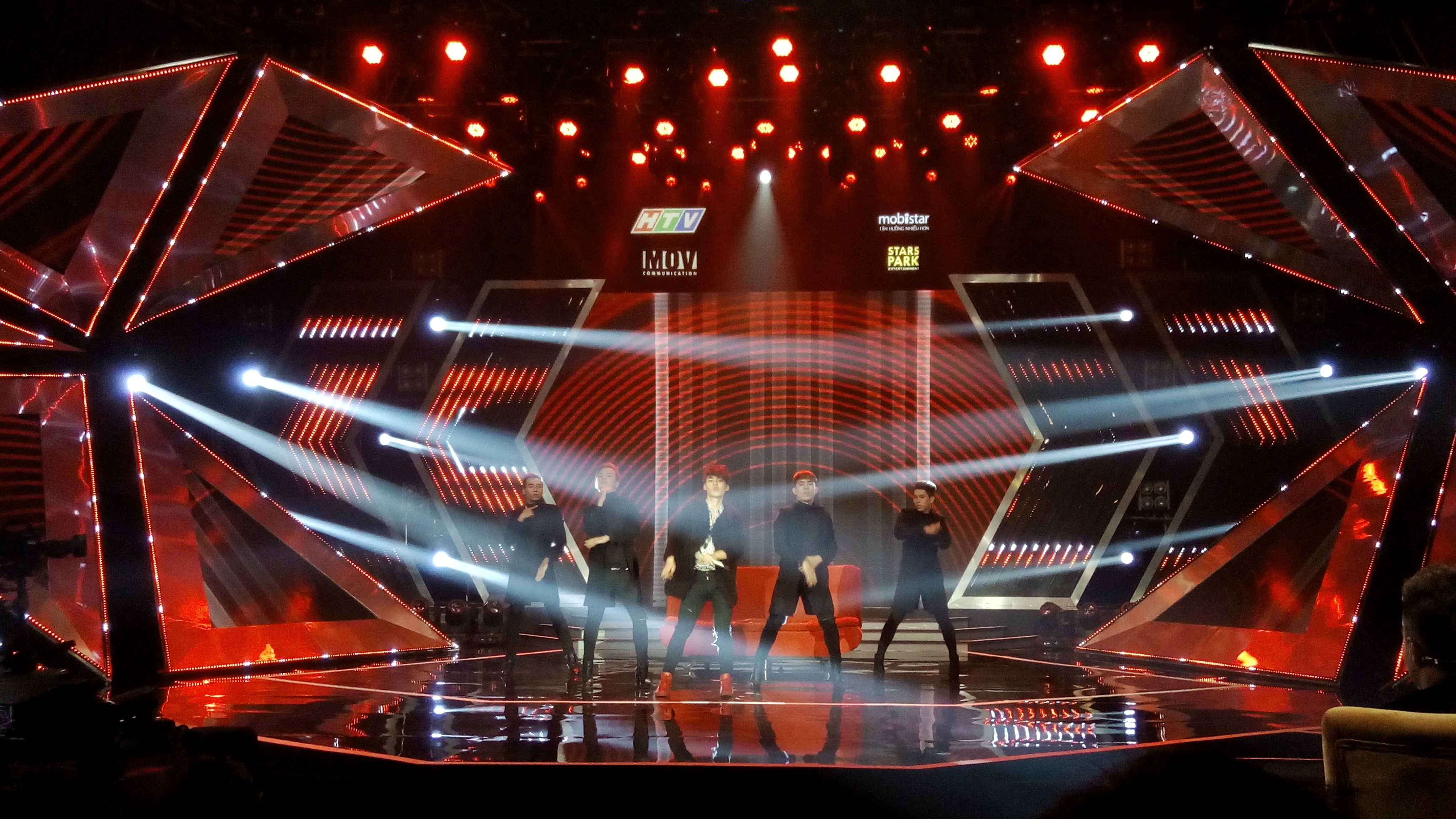 Prime X 2017,  Khoi dau uoc mo anh 1