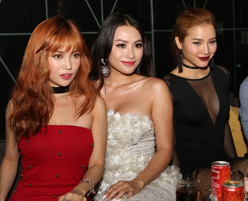 Hoang Thuy Linh, Sy Thanh quyen ru tai AXE Party hinh anh