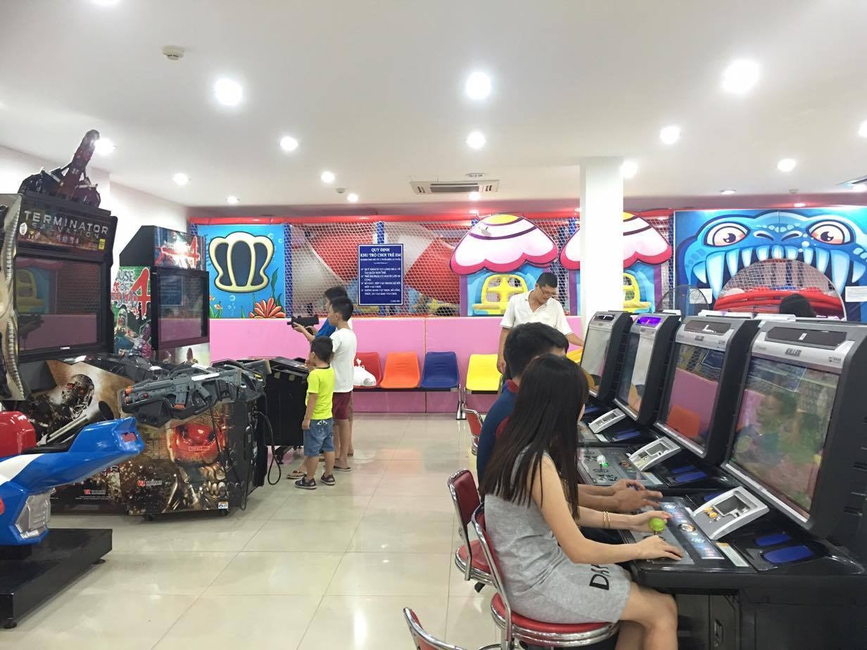 nha sach da tien ich quan 9 anh 4