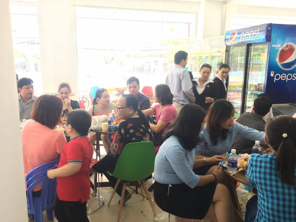 nha sach da tien ich quan 9 anh 6