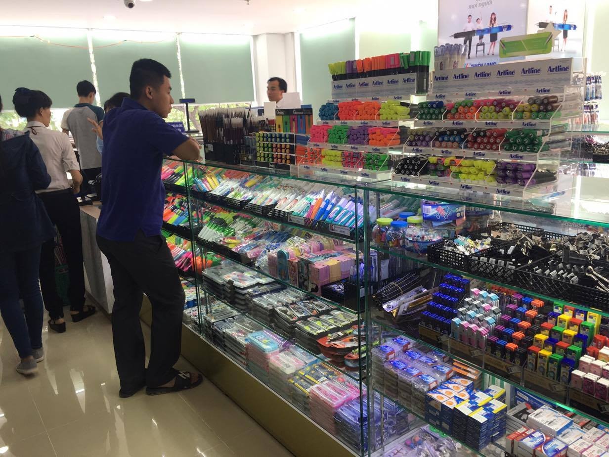 nha sach da tien ich quan 9 anh 7