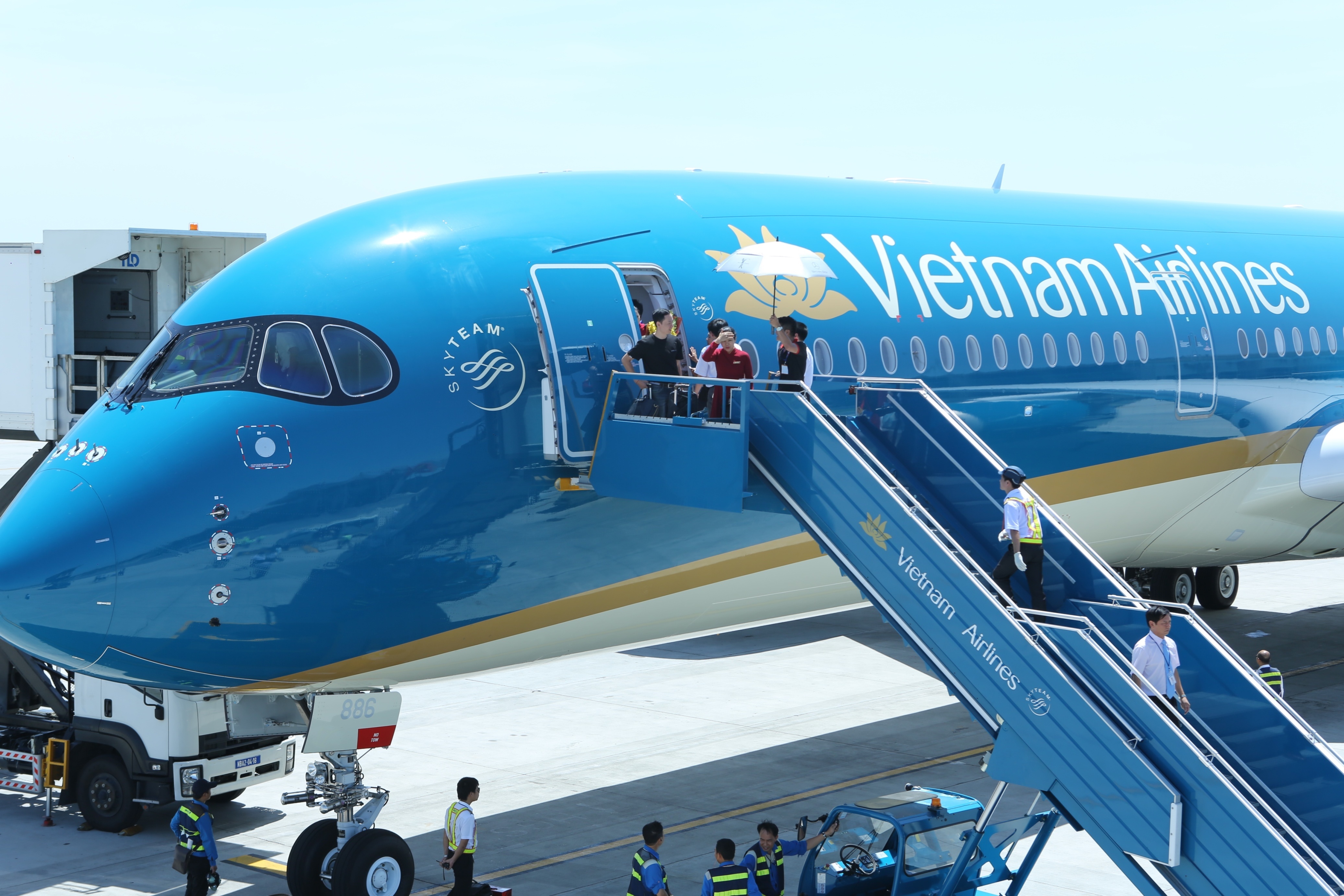 Vietnam Airlines anh 1