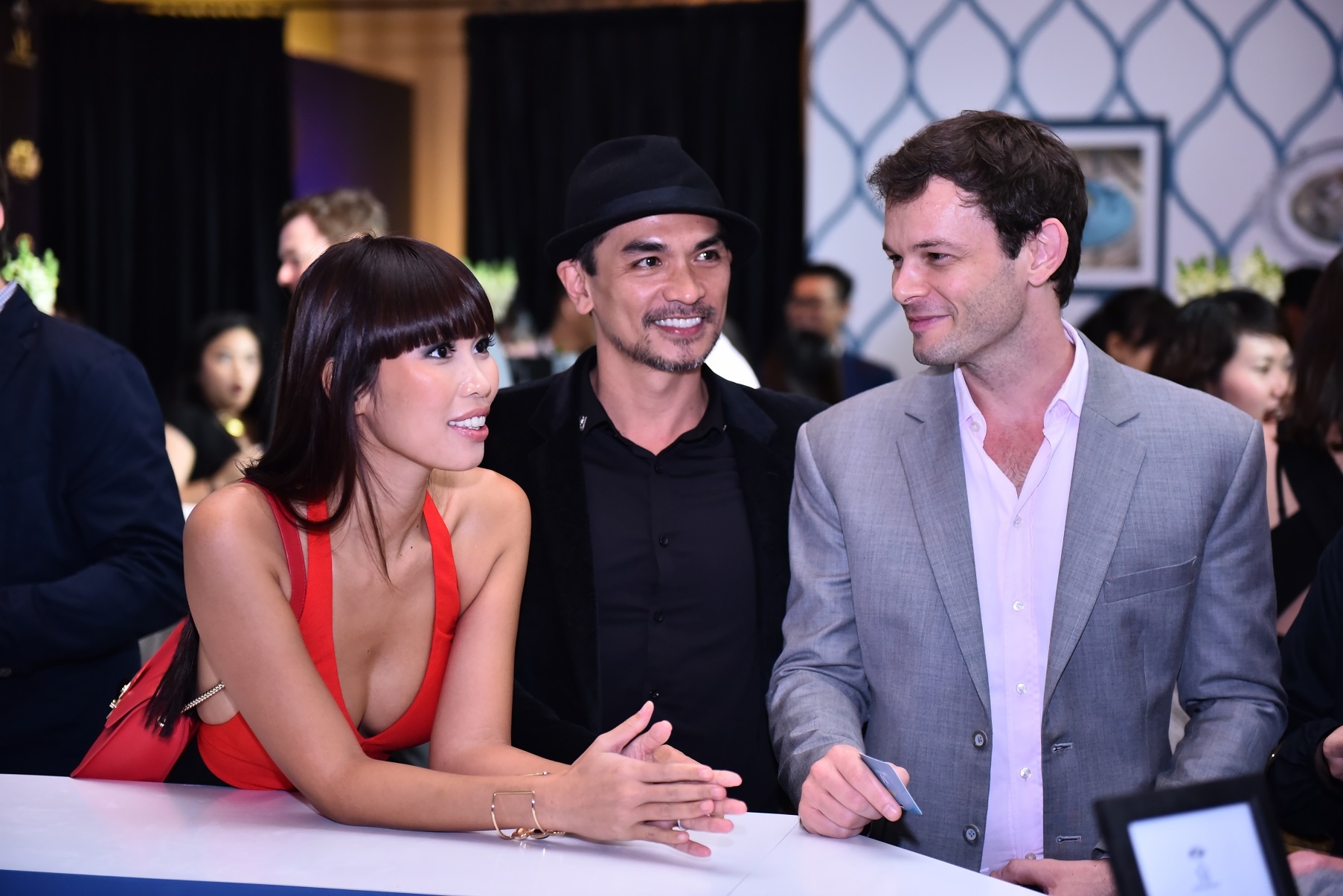 The M-Experience anh 4