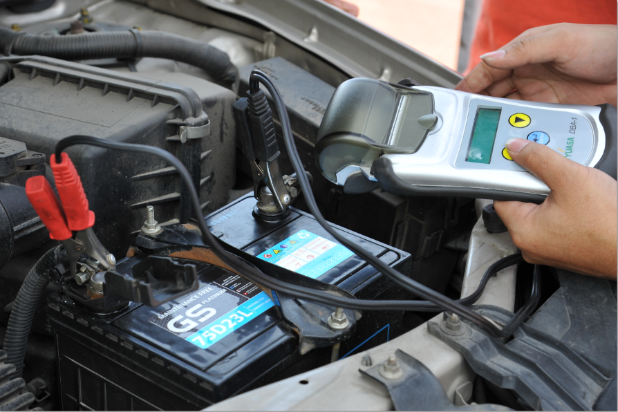 Thuong hieu ac quy tram tuoi tham gia iCar Care Day 2016 hinh anh