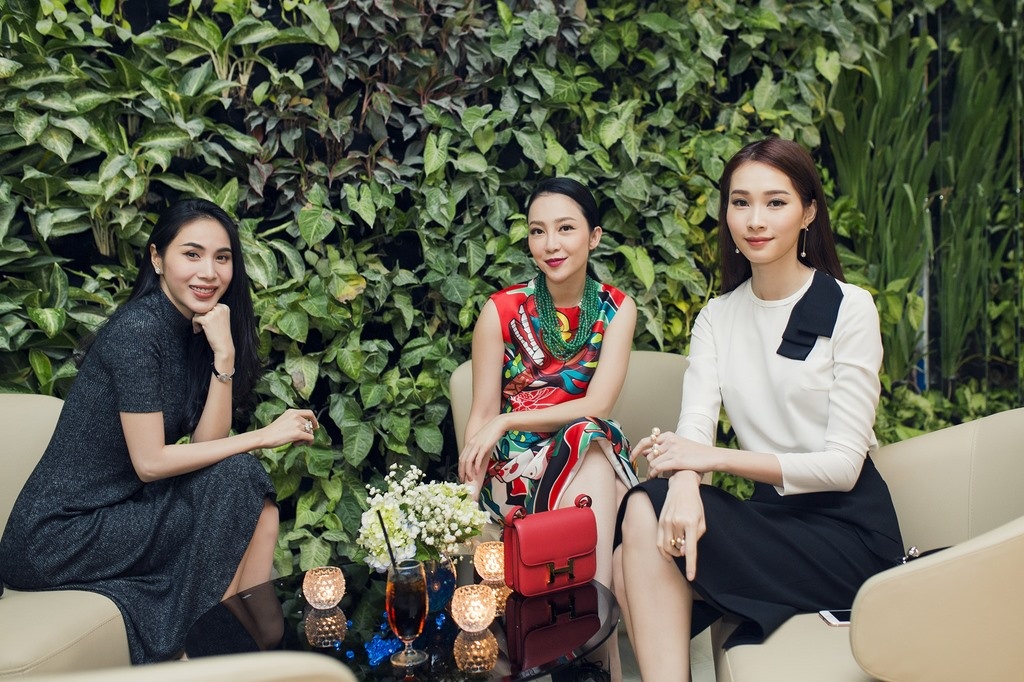 Dang Thu Thao to chuc sinh nhat cho Thuy Tien anh 2