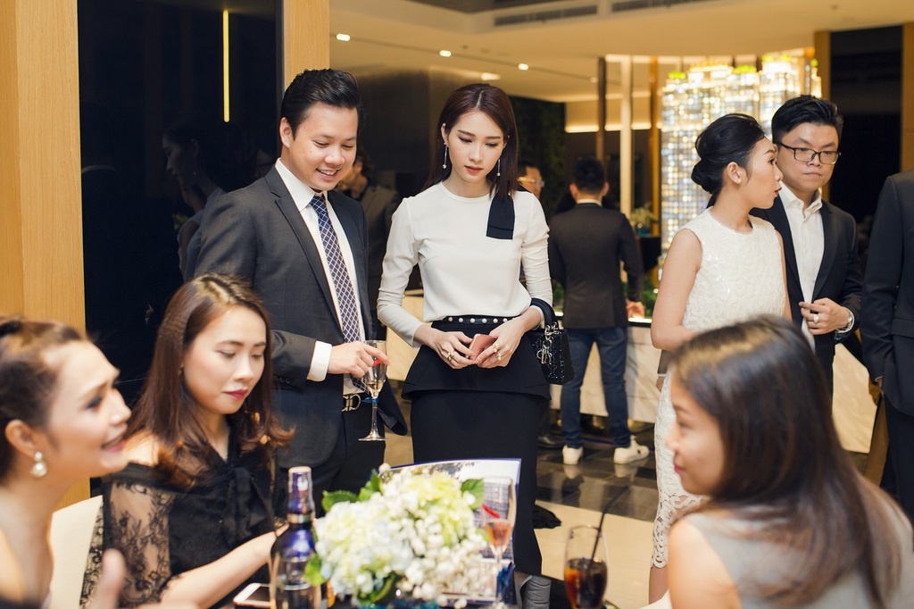 Dang Thu Thao to chuc sinh nhat cho Thuy Tien anh 5