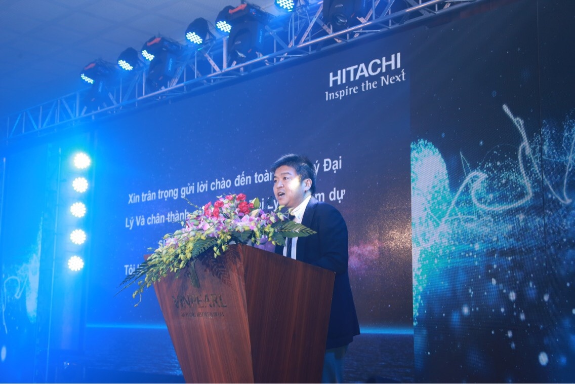 may giat Hitachi anh 2