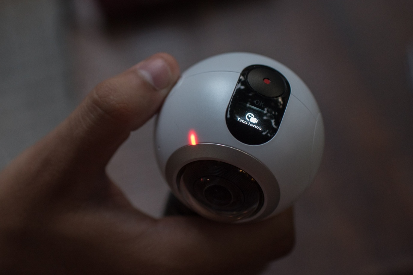 Samsung Gear 360 ảnh 2 Samsung Gear 360 anh 2