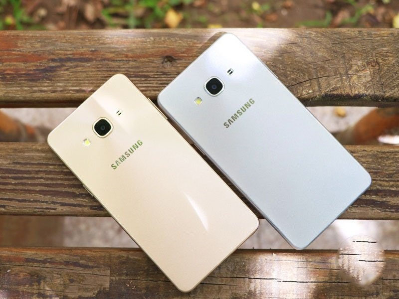 5 mau Samsung Galaxy doi cu van duoc ua chuong tai Viet Nam hinh anh