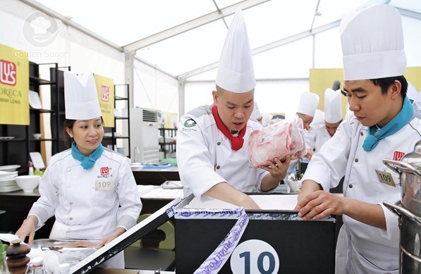 Chiếc thìa vàng  ảnh 1 Chiec thia vang anh 1