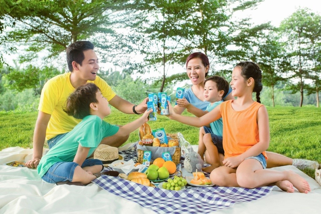 Co Gai Ha Lan Active 20+ anh 3