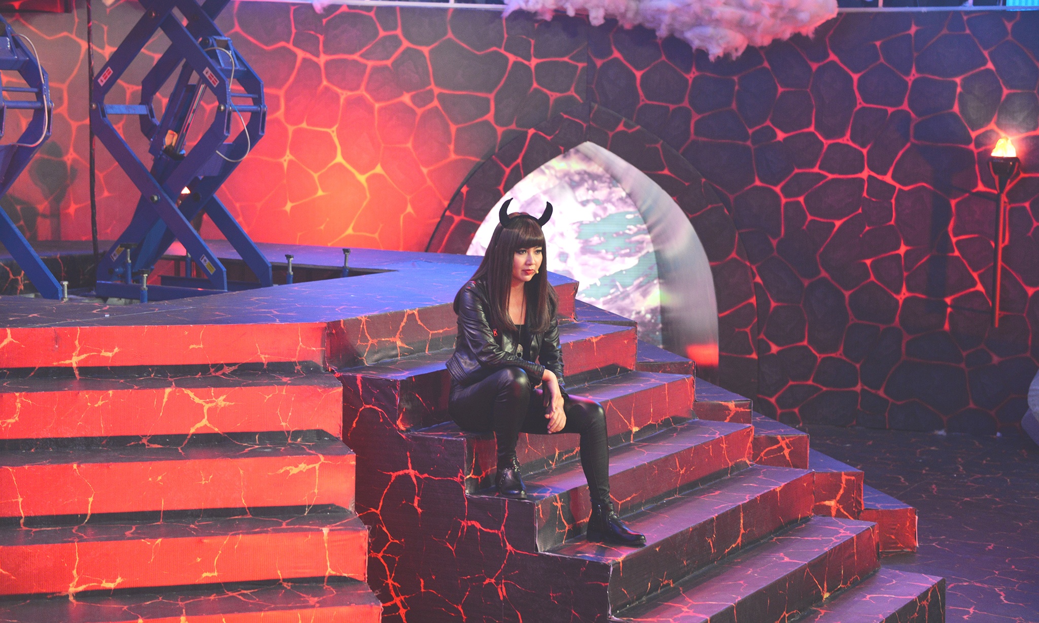 Dai Nghia va Le Khanh thu thach Minh Xu anh 2