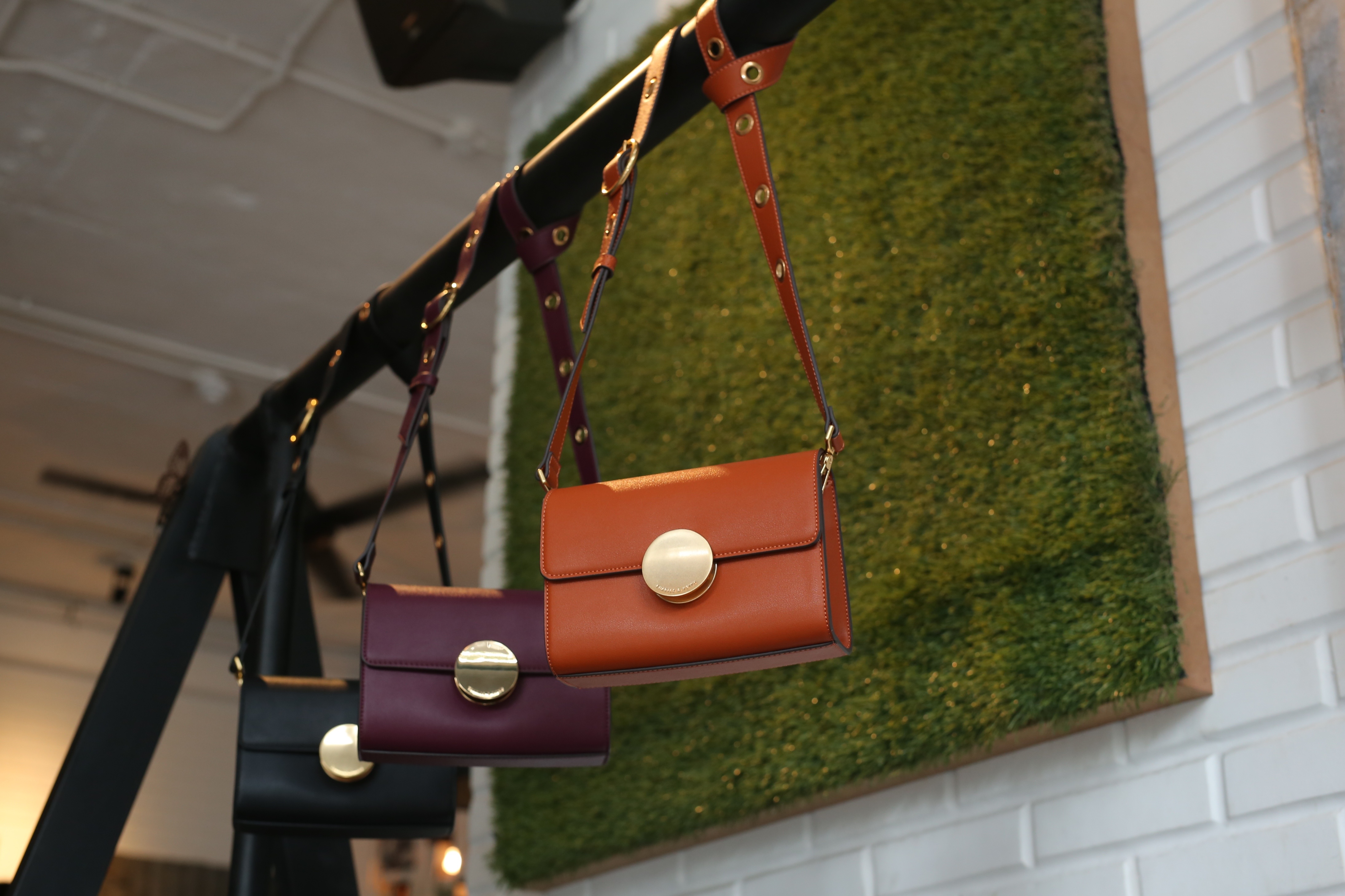 cach phoi trang phuc mua dong anh 6