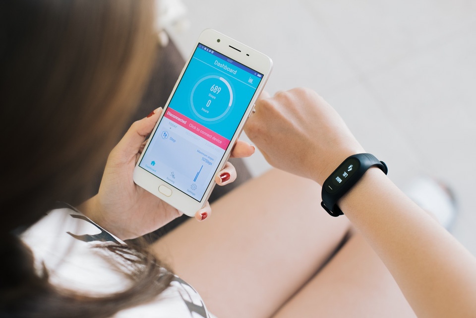 Oppo F1s đen nhám ảnh 4 Oppo F1s den nham anh 4