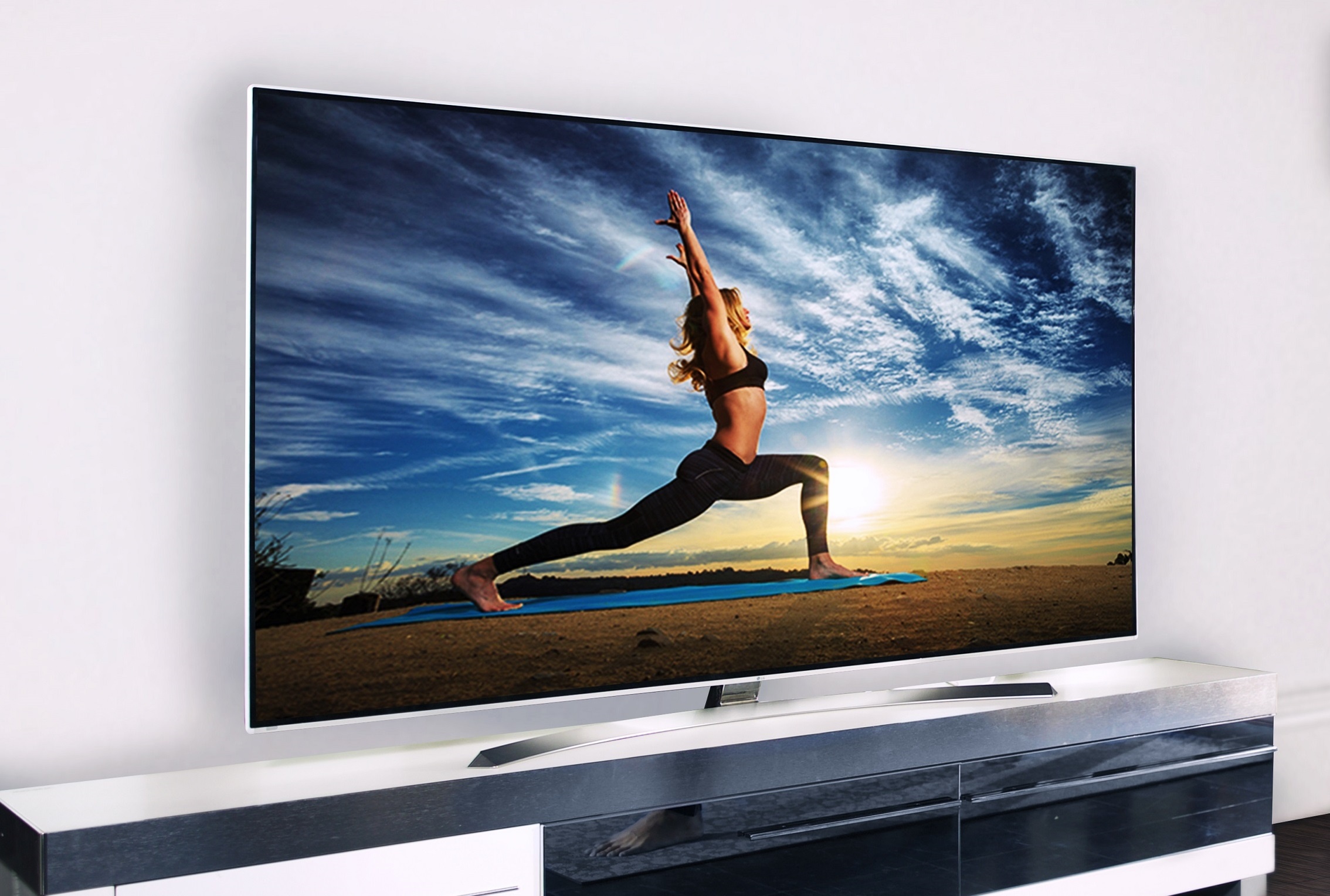 4 xu huong cong nghe thong tri thi truong TV trong tuong lai hinh anh