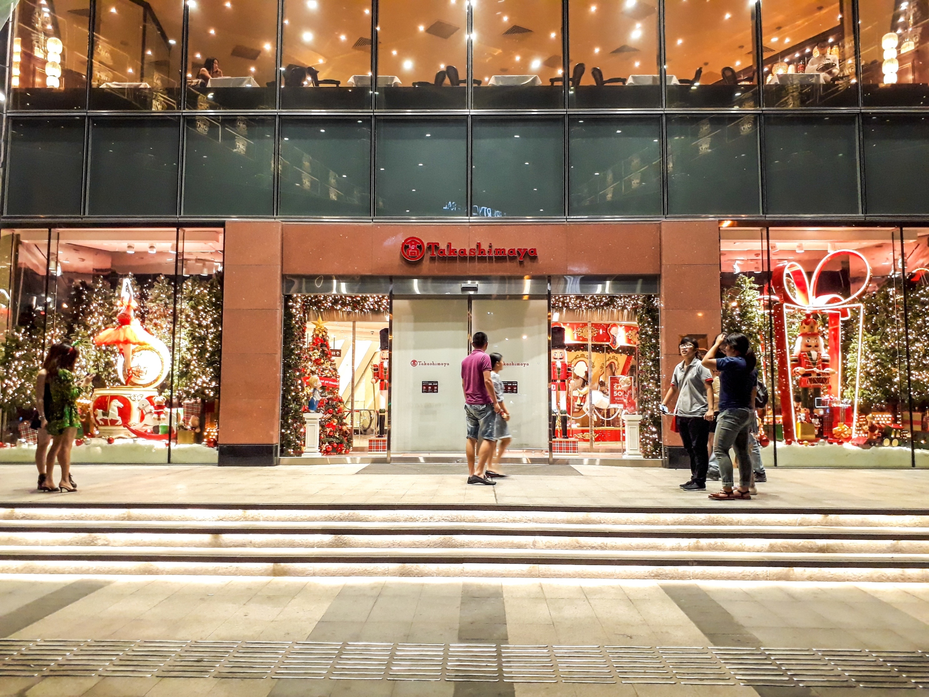 anh Sai Gon mua Giang sinh anh 2