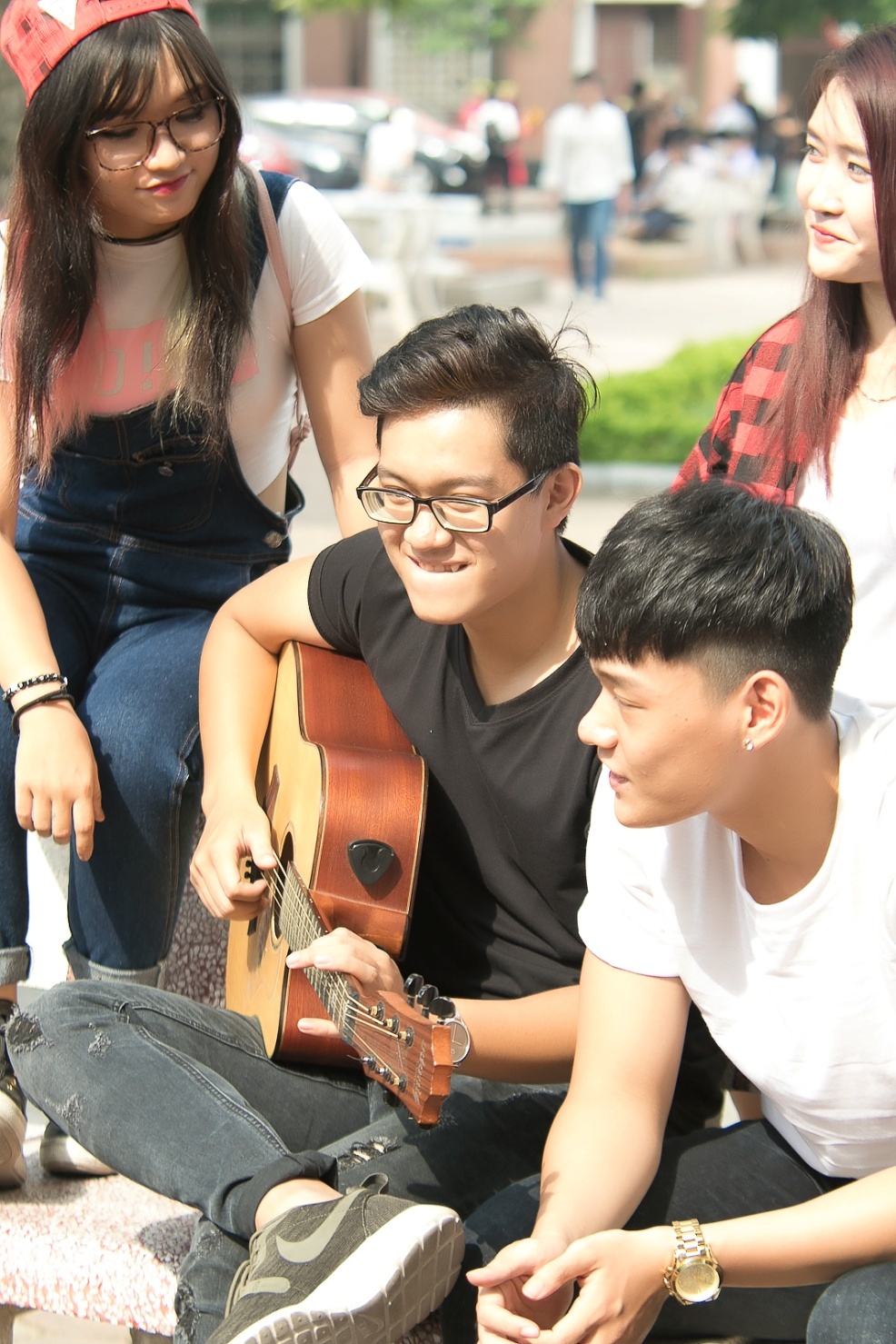 Khoi nguon sang tao - Thoi bung dam me anh 2