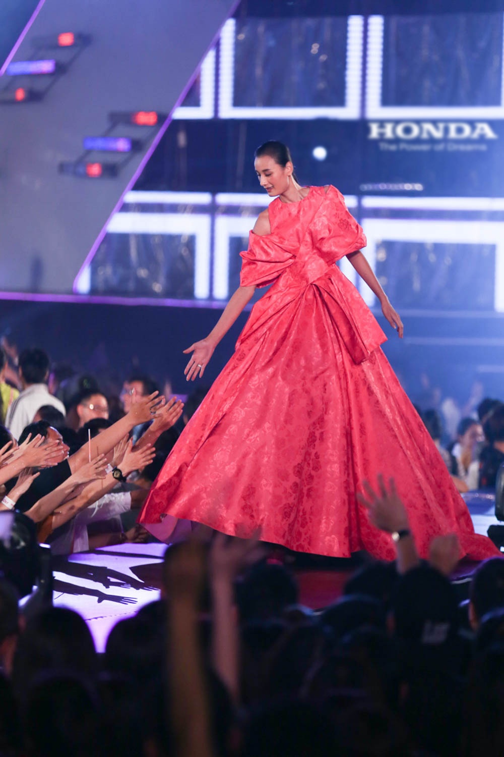 Vision - Steps of Glory anh 2