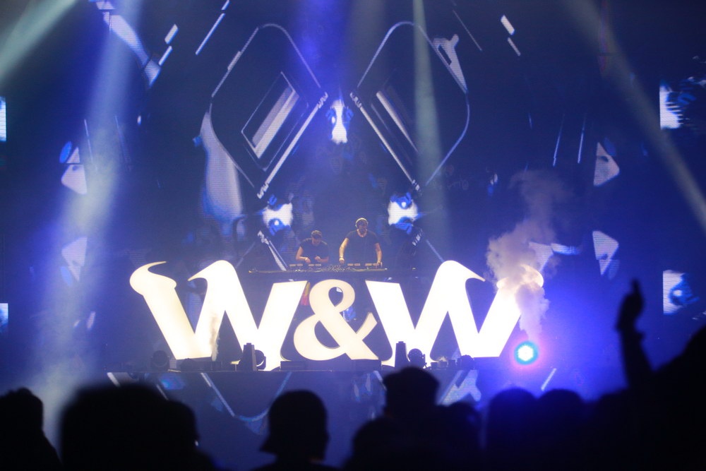 Mega City,  Tan Hoang Minh anh 2