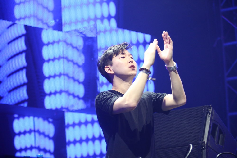 Mega City,  Tan Hoang Minh anh 3