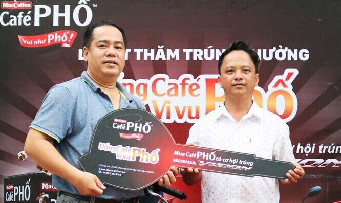 Cafe Pho trao thuong 33 chiec Honda Vision tai TP.HCM hinh anh