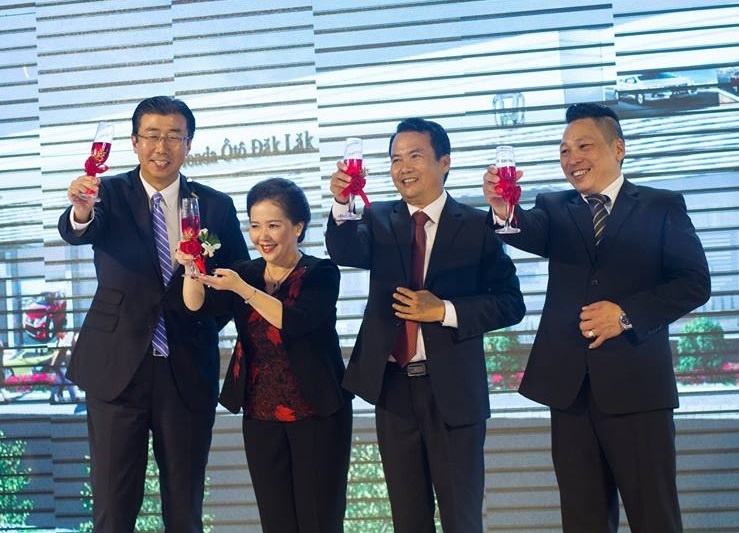 Honda khai truong Dai ly Honda Oto dau tien tai Tay Nguyen hinh anh