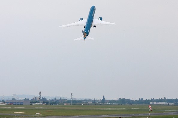 Vietnam Airlines anh 1