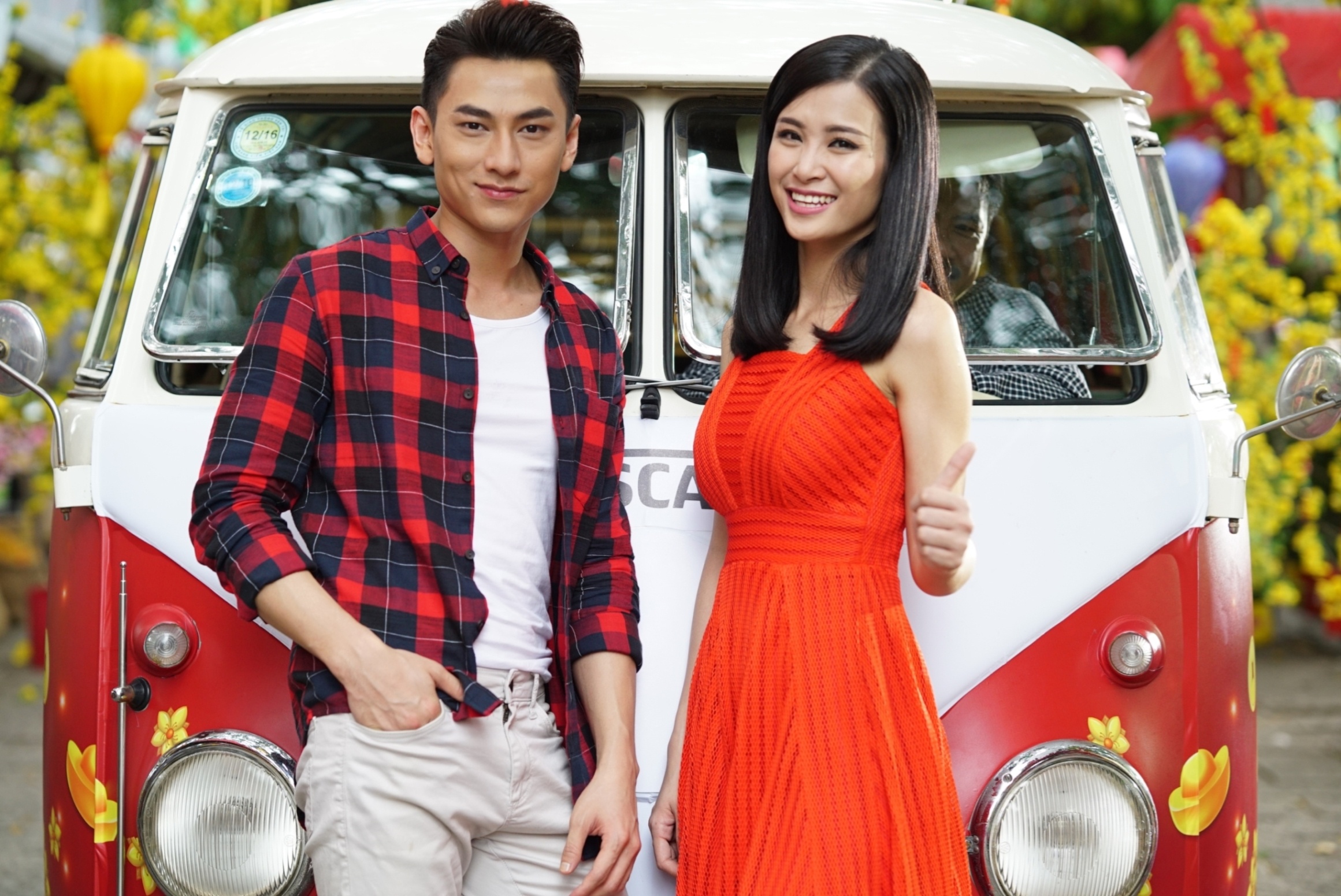 Dong Nhi, Isaac hoa giong trong MV Tet hinh anh