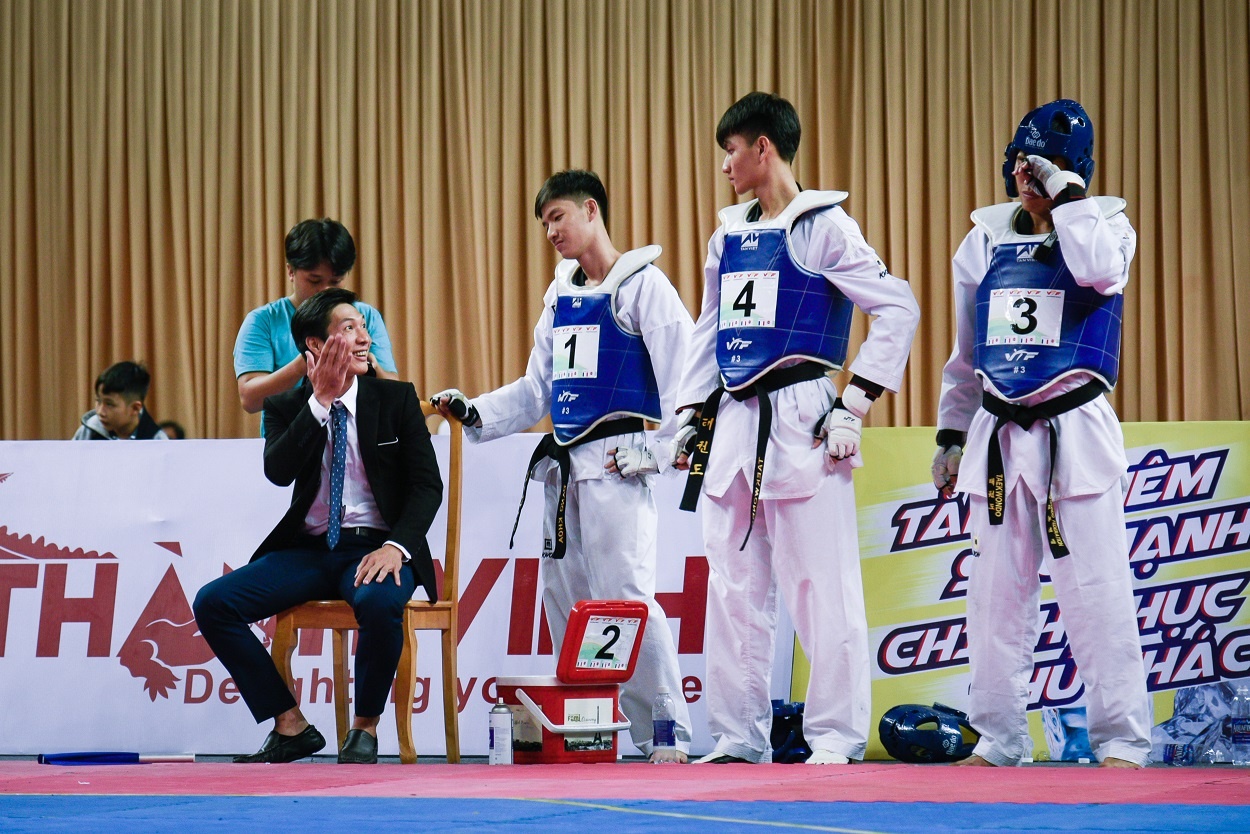 Lien doan Teakwondo Viet Nam,  Nhua Long Thanh anh 2