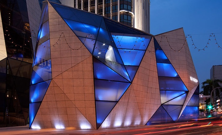 4 ung dung huu ich cua thiet ke da dien - Prisma hinh anh