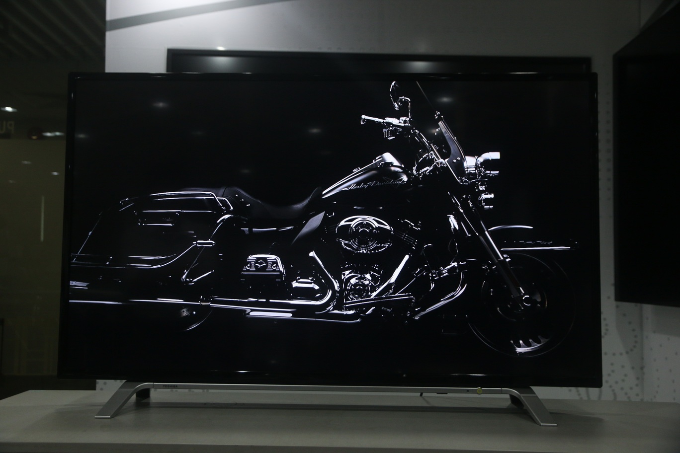 L56 ảnh 3 L56 anh 3