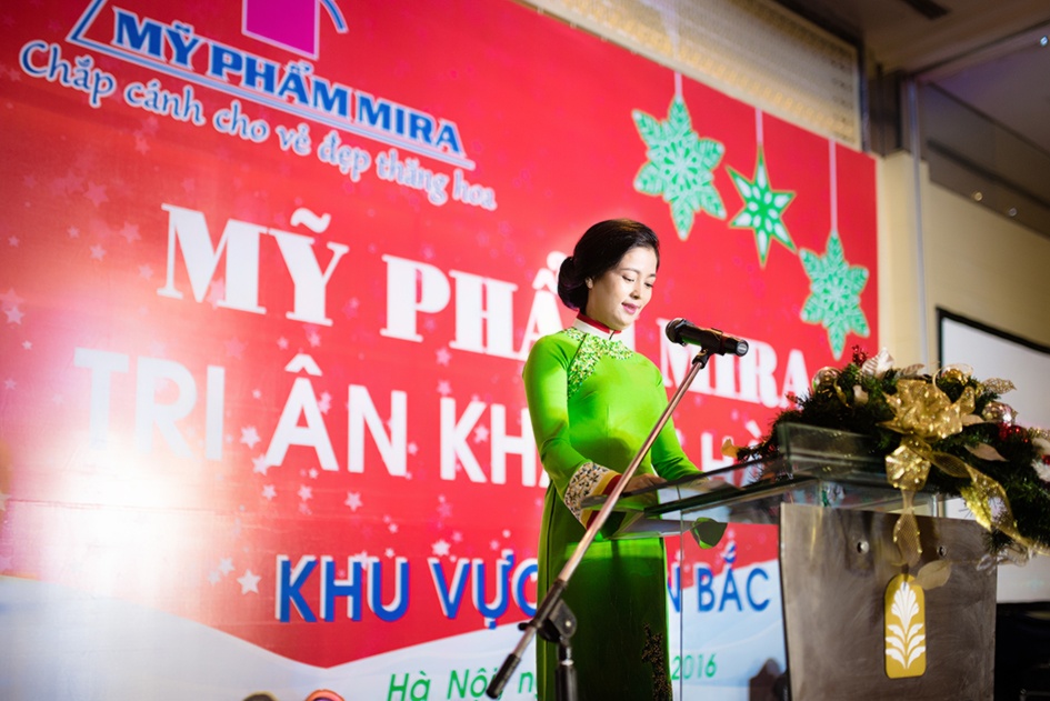 Maya tro thanh guong mat thuong hieu my pham Mira anh 6