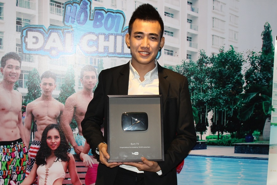 Bùm TV, Hồ bơi đại chiến ảnh 4 Bum TV, Ho boi dai chien anh 4