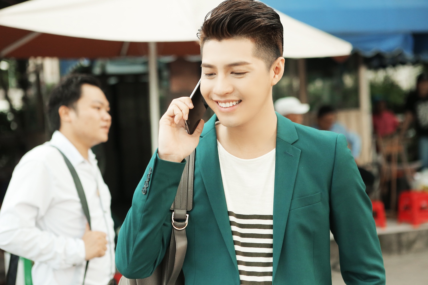 Noo Phuoc Thinh lan dau dong phim ngan Tet hinh anh