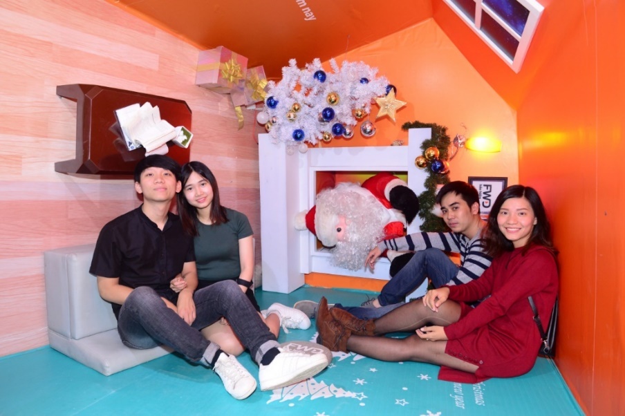 chiec giay khong lo cua ong gia Noel anh 4