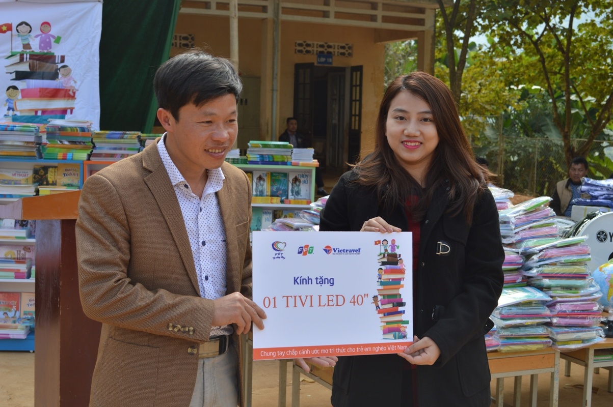 Hanh trinh tu thien vung Tay Bac cua du khach Vietravel hinh anh