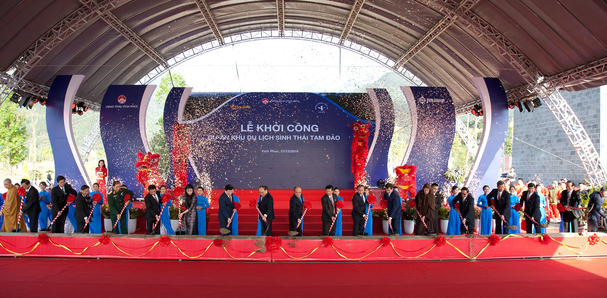 Khu du lich sinh thai Tam Dao,  khoi cong anh 1